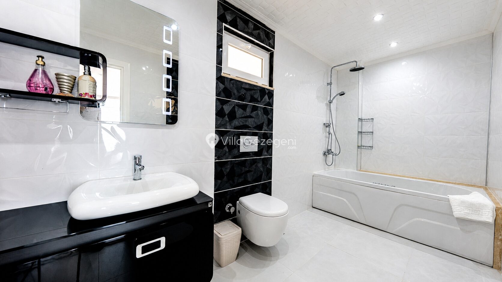 Villa Velaris Banyo 1 – İslamlar kiralık villa