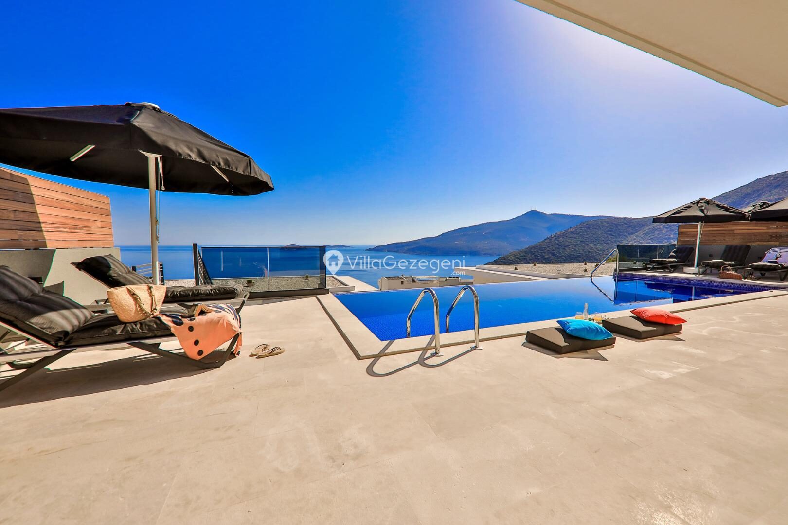 Villa Sweet — 3
