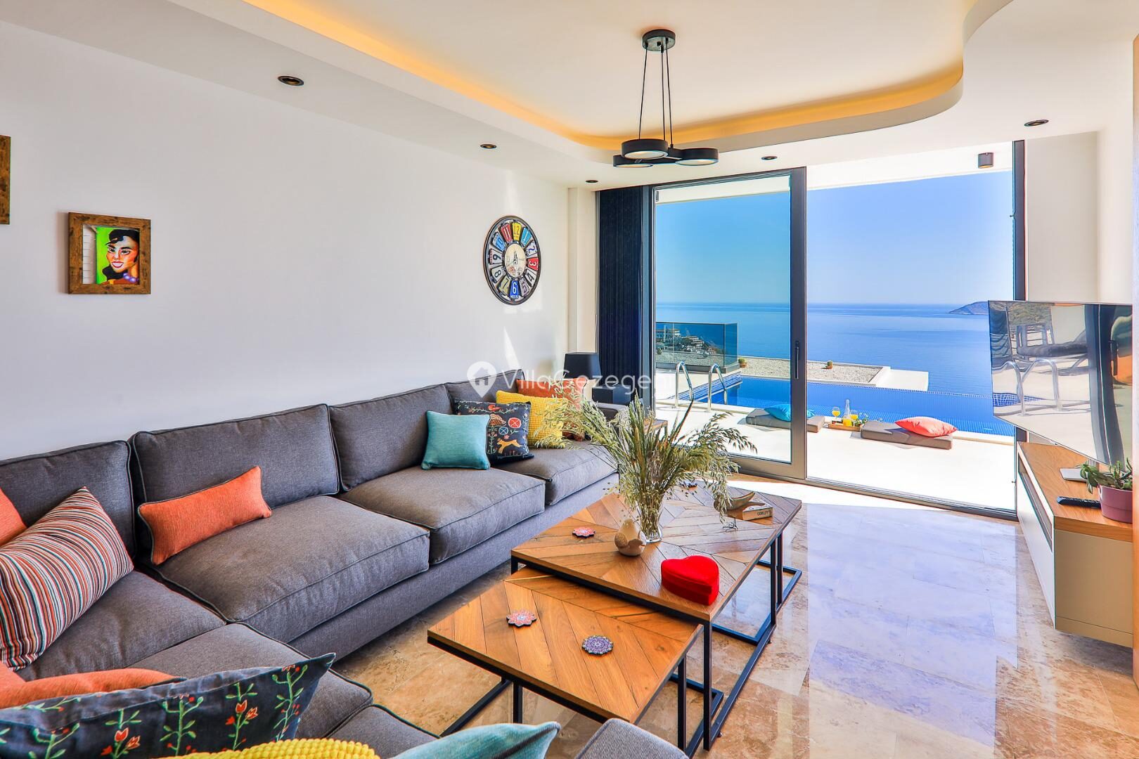 Villa Sweet — 16