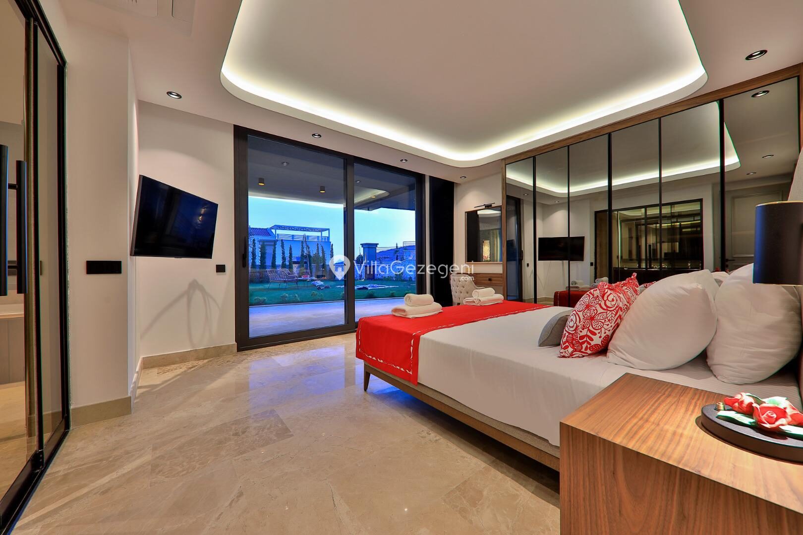 Villa Dreams — 36