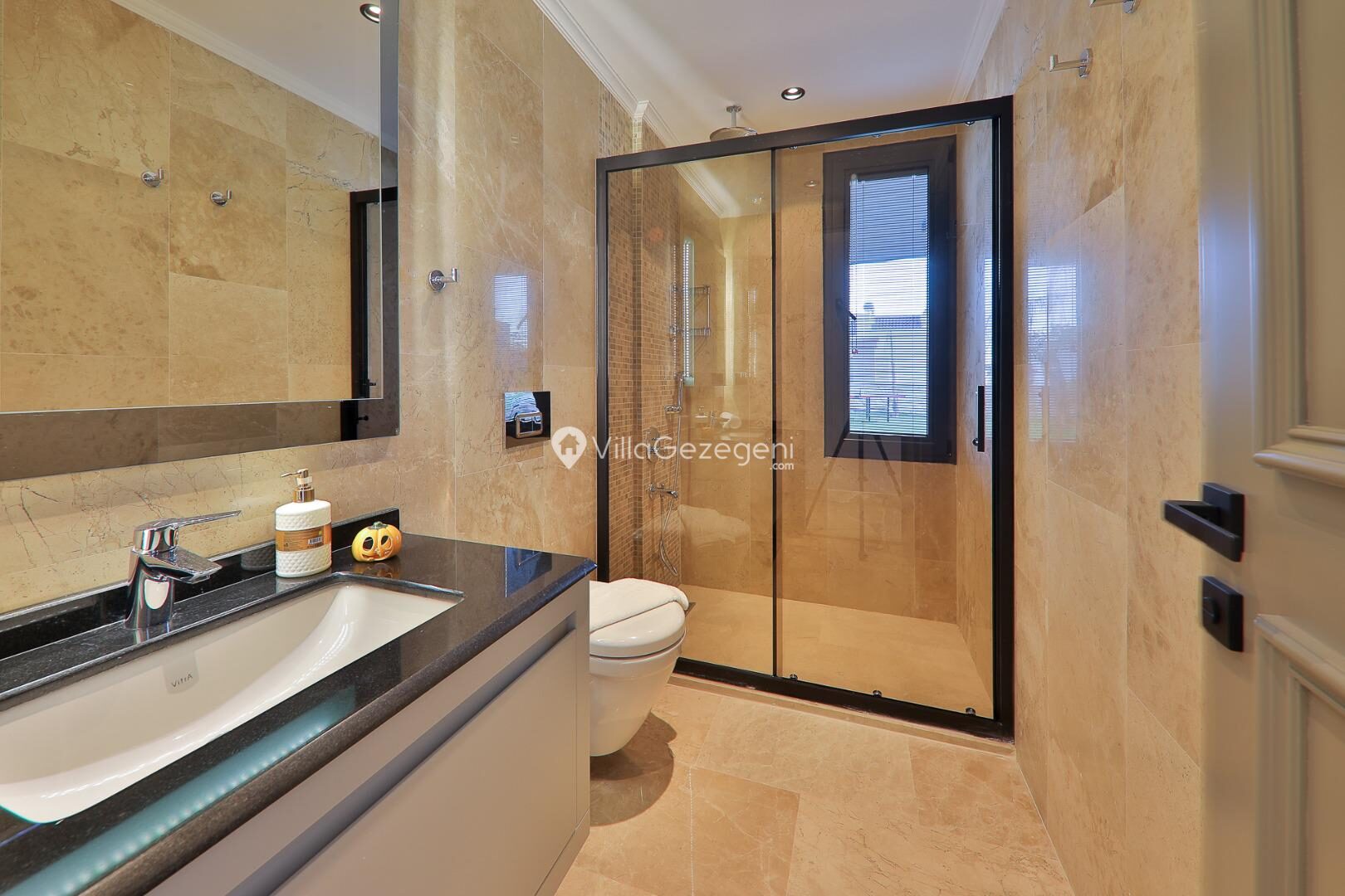 Villa Dreams — 51