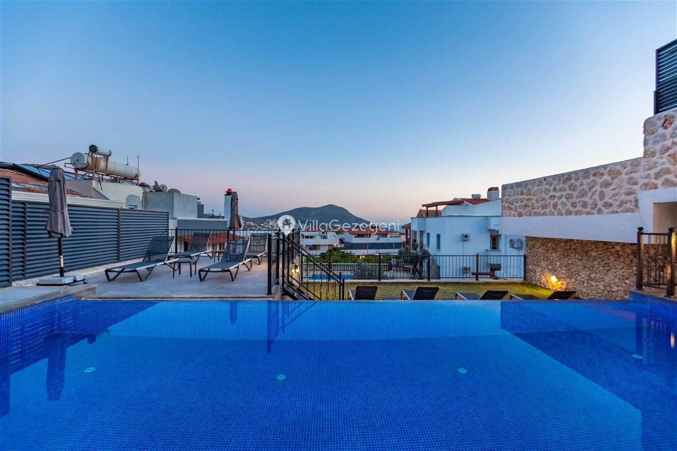 Villa Royal Hills 1 – Ortaalan kiralık villa