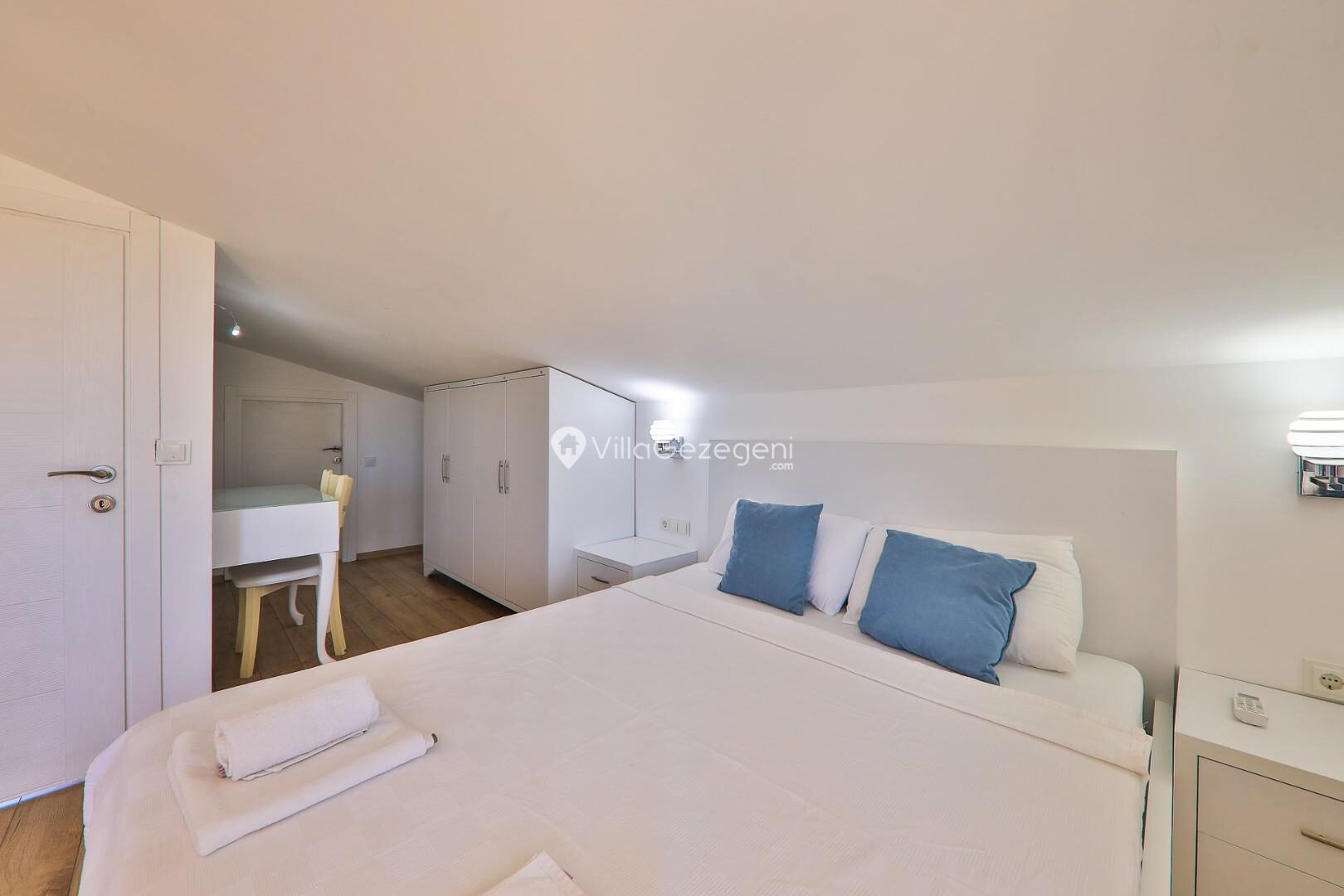 Villa Bitcoin — 8