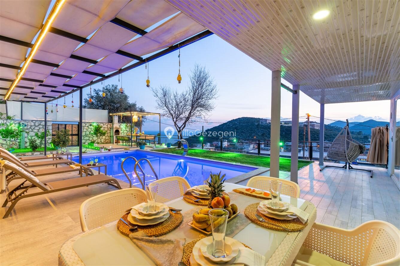 Villa Smyrna – Akbel kiralık villa