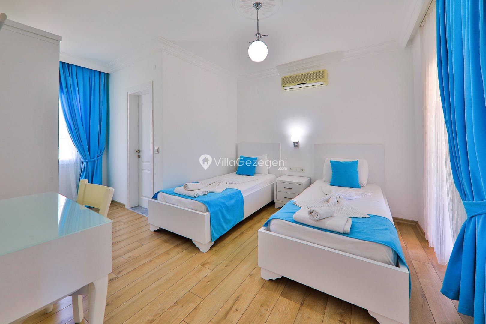 Villa Bitcoin — 24