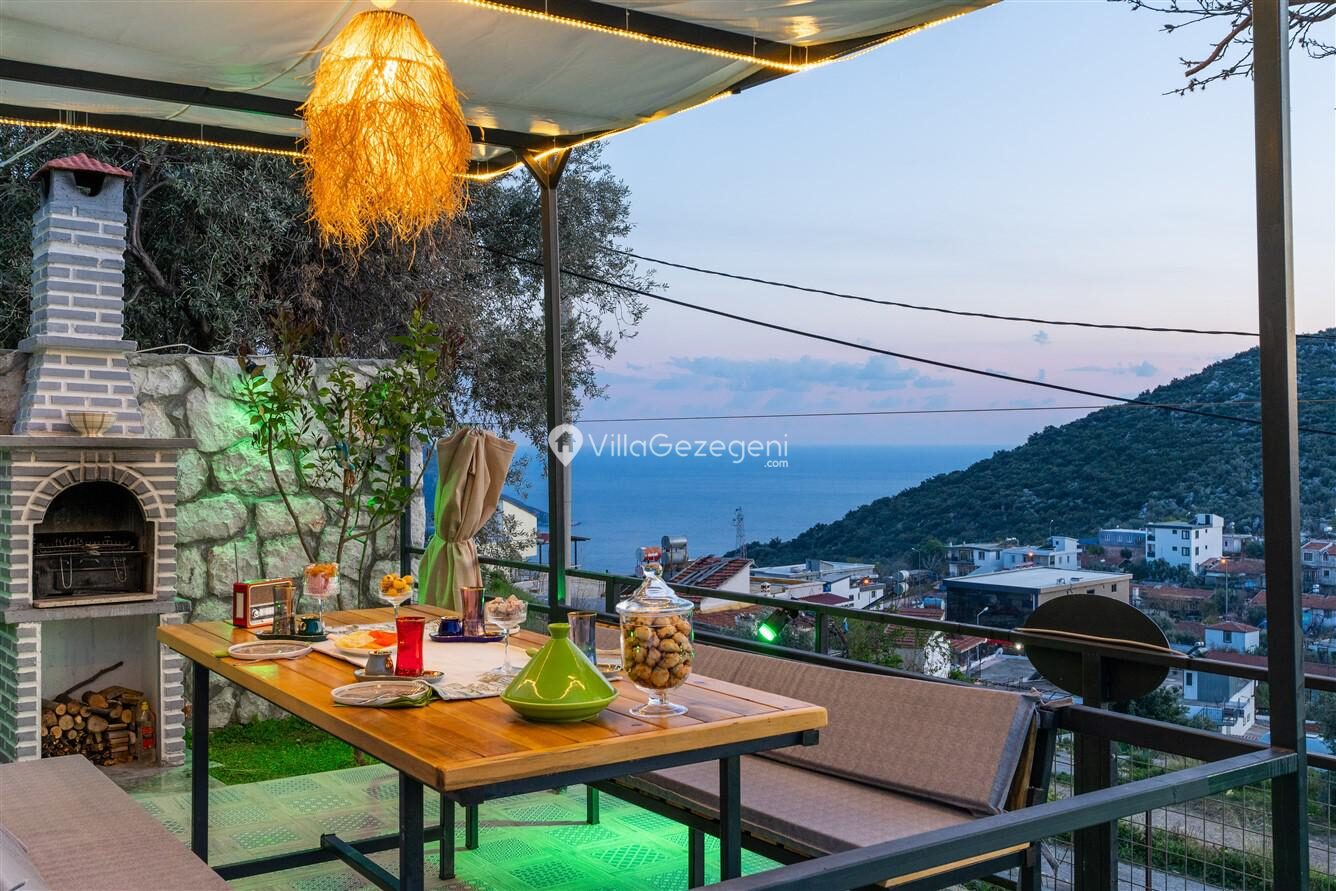 Villa Smyrna – Akbel kiralık villa