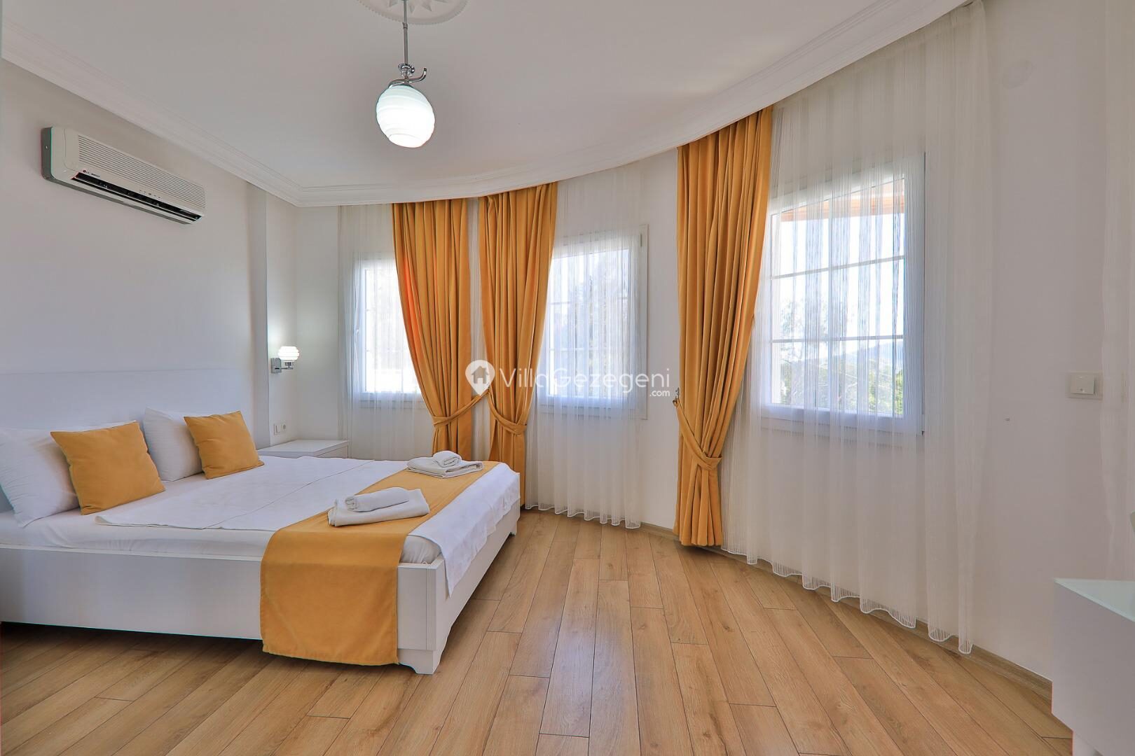 Villa Bitcoin — 43