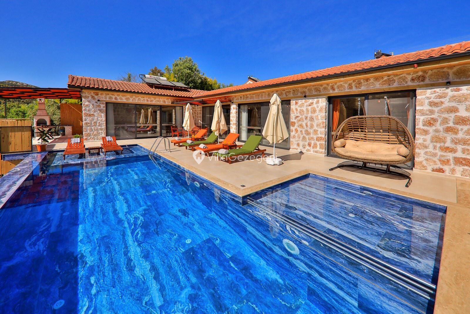 Villa Aden — 1