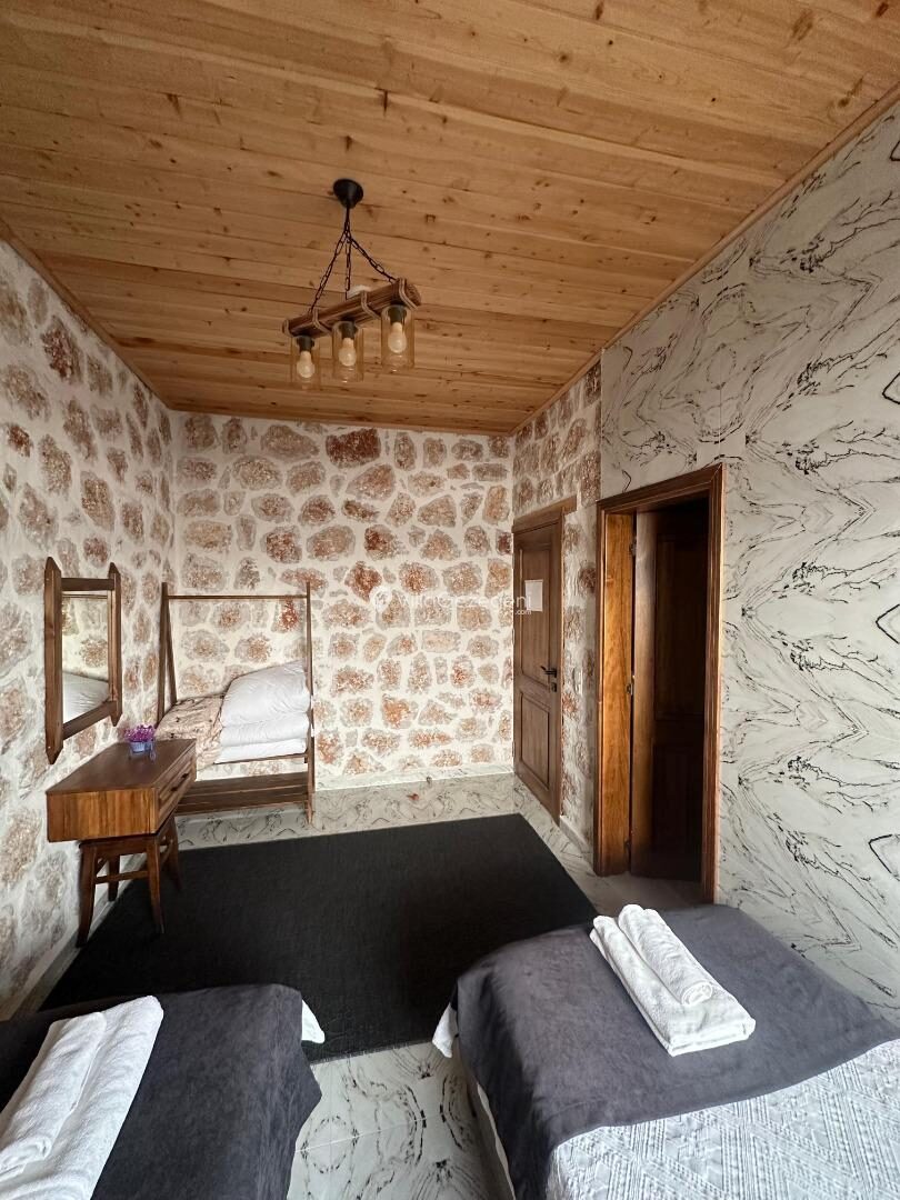Villa Aden — 50