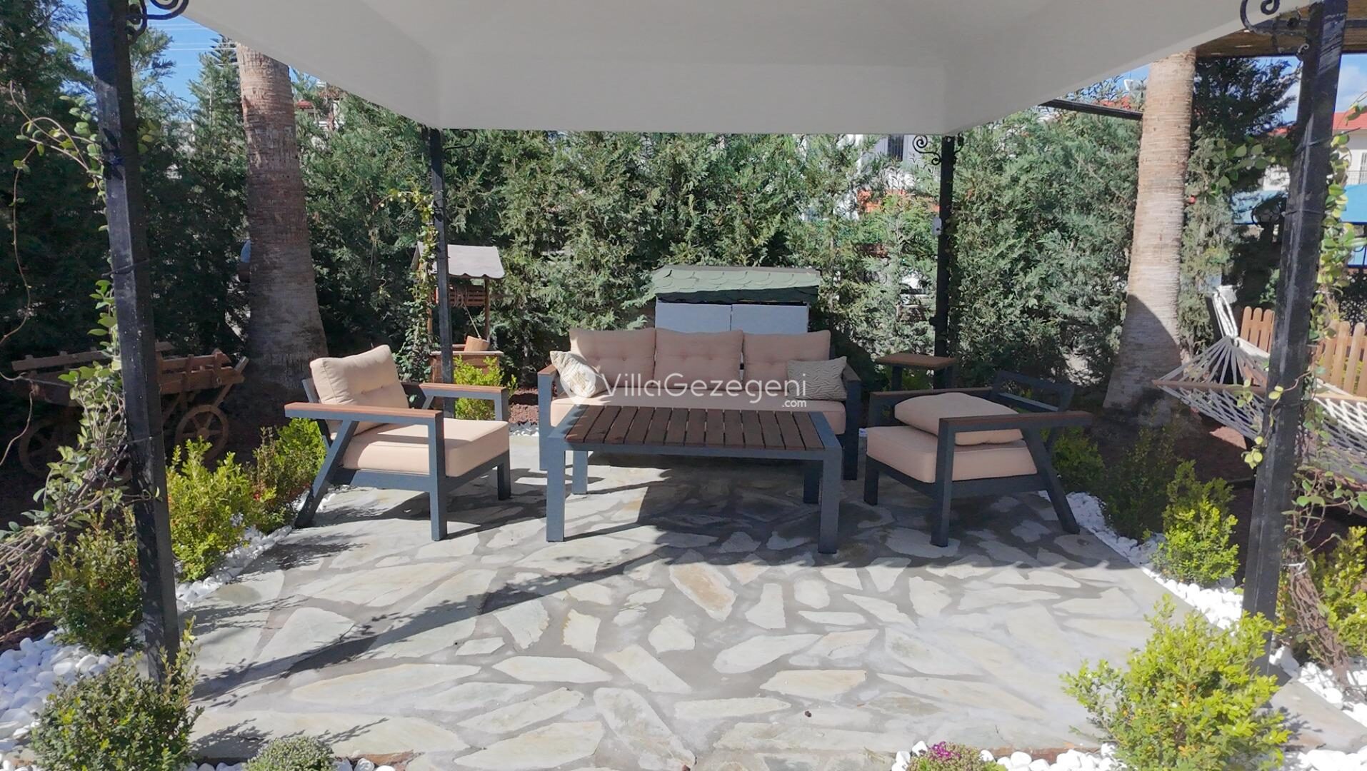 Villa Nazende — 13