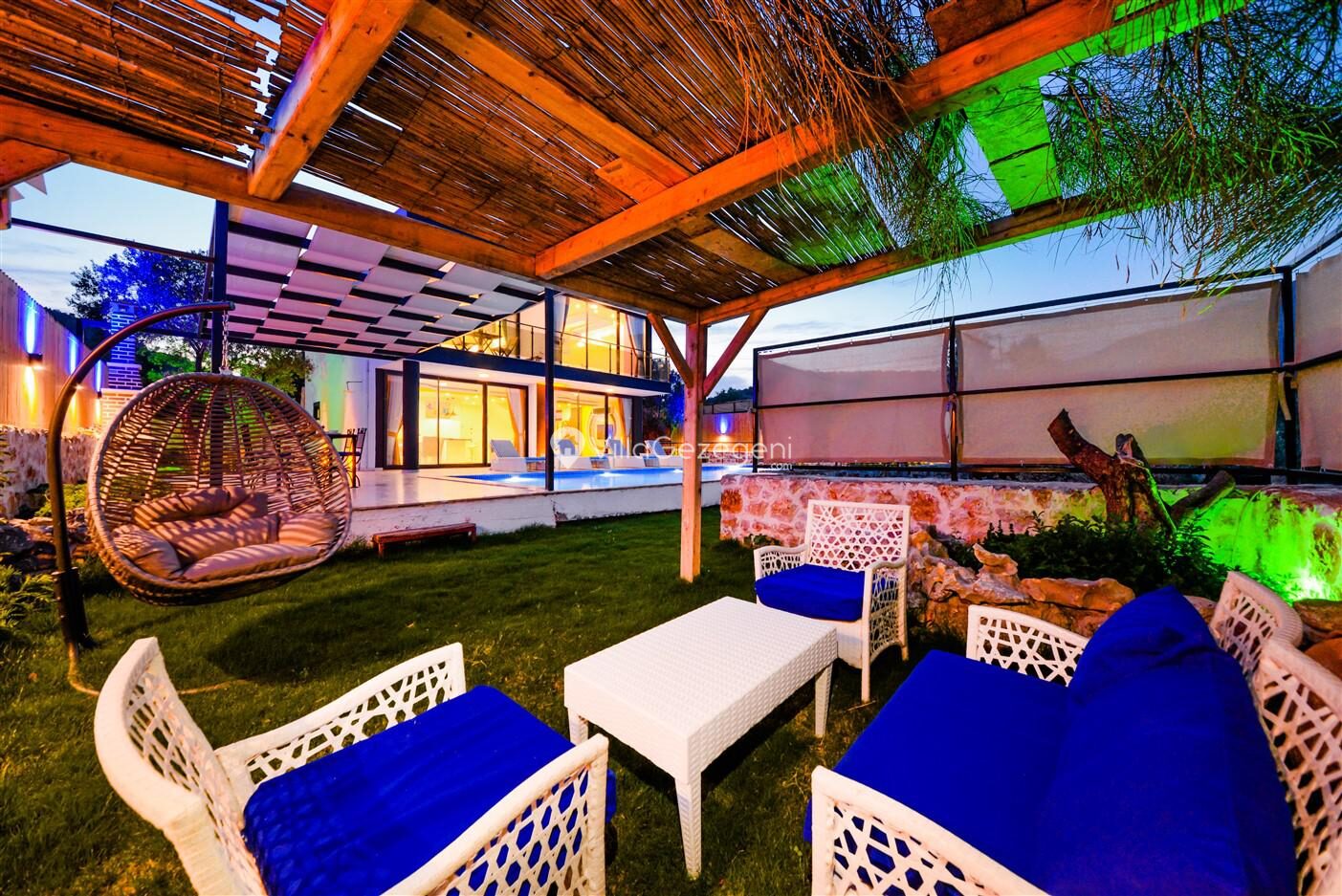 Villa Black Rose — 23