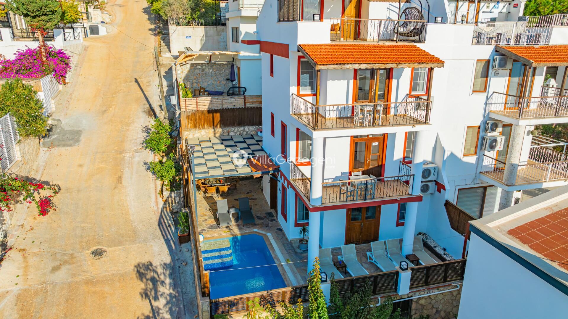 Villa Caledonia — 2