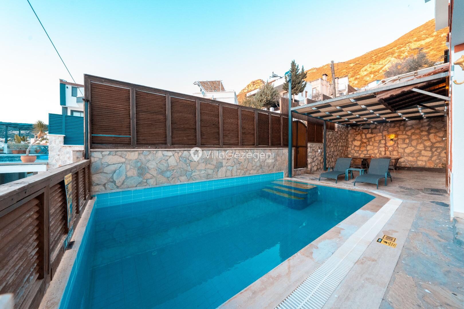 Villa Caledonia — 11