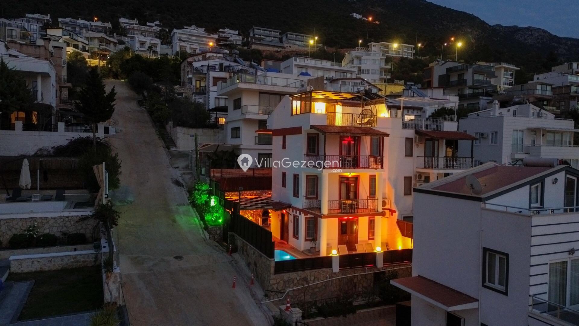 Villa Caledonia – Kızıltaş kiralık villa