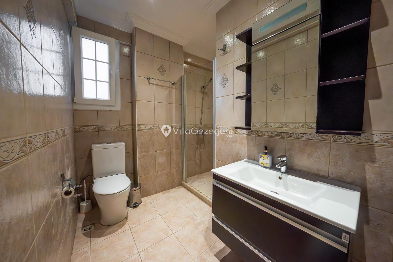 Villa Caledonia — 43