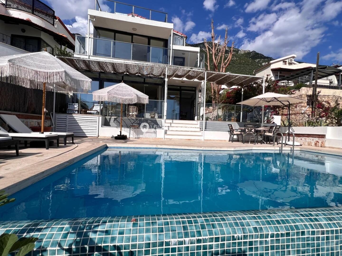 Villa Şerefe — 1