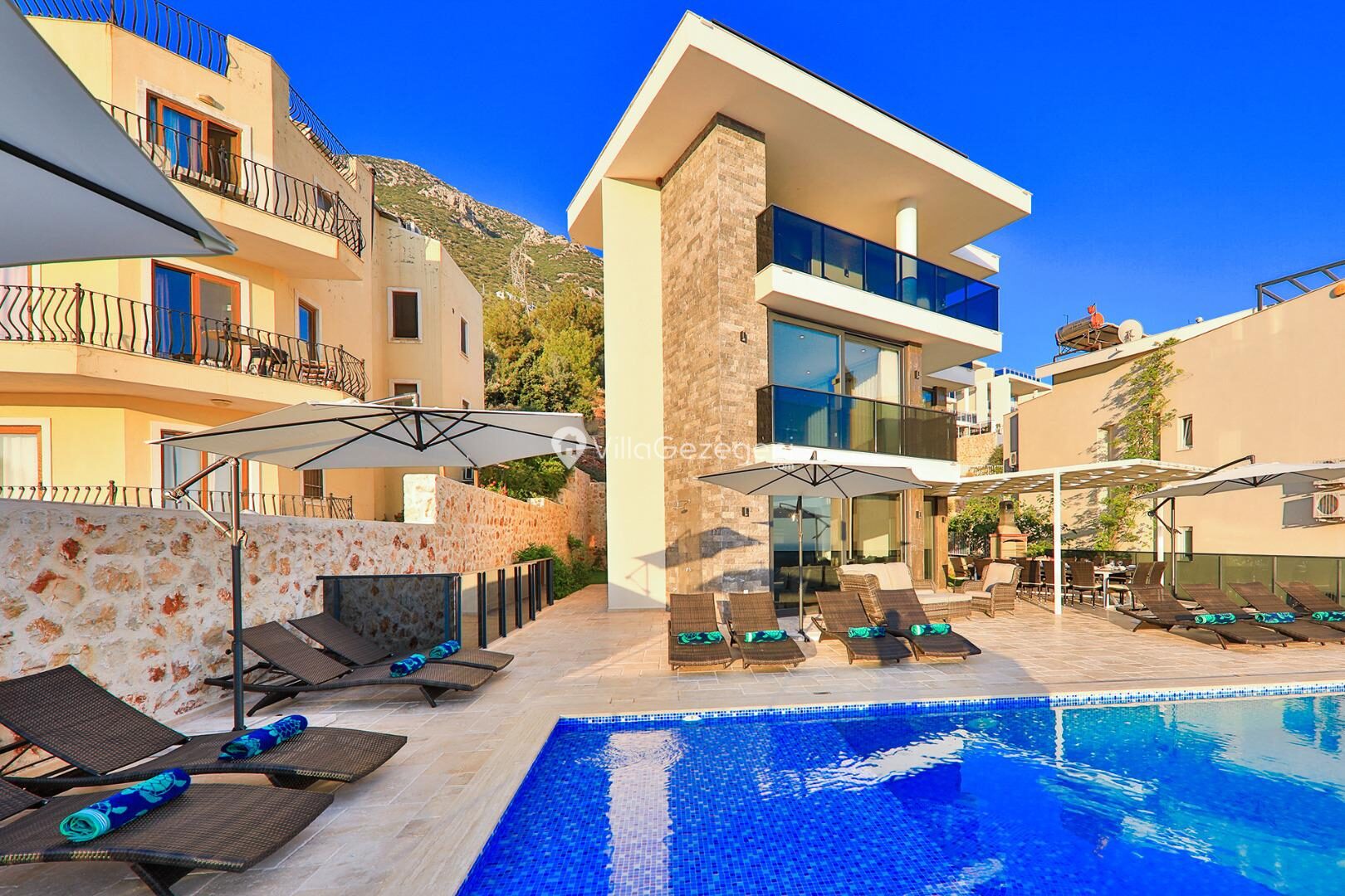 Villa Luxury — 9