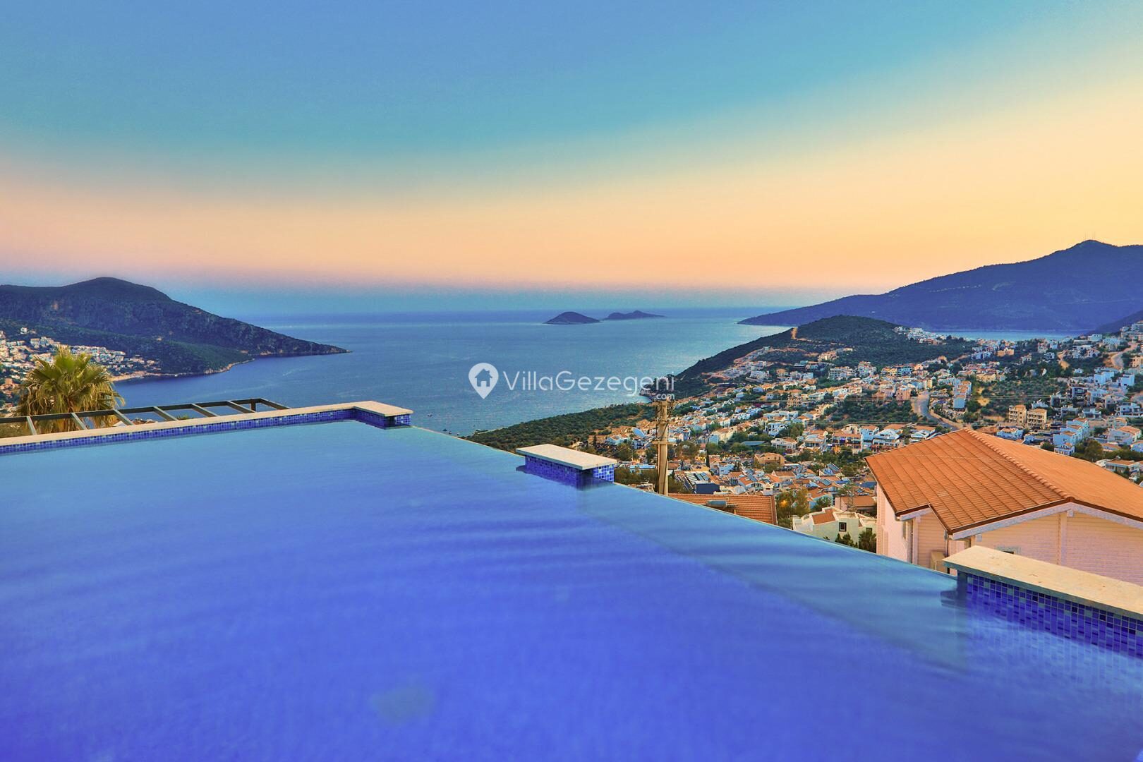 Villa Luxury — 12