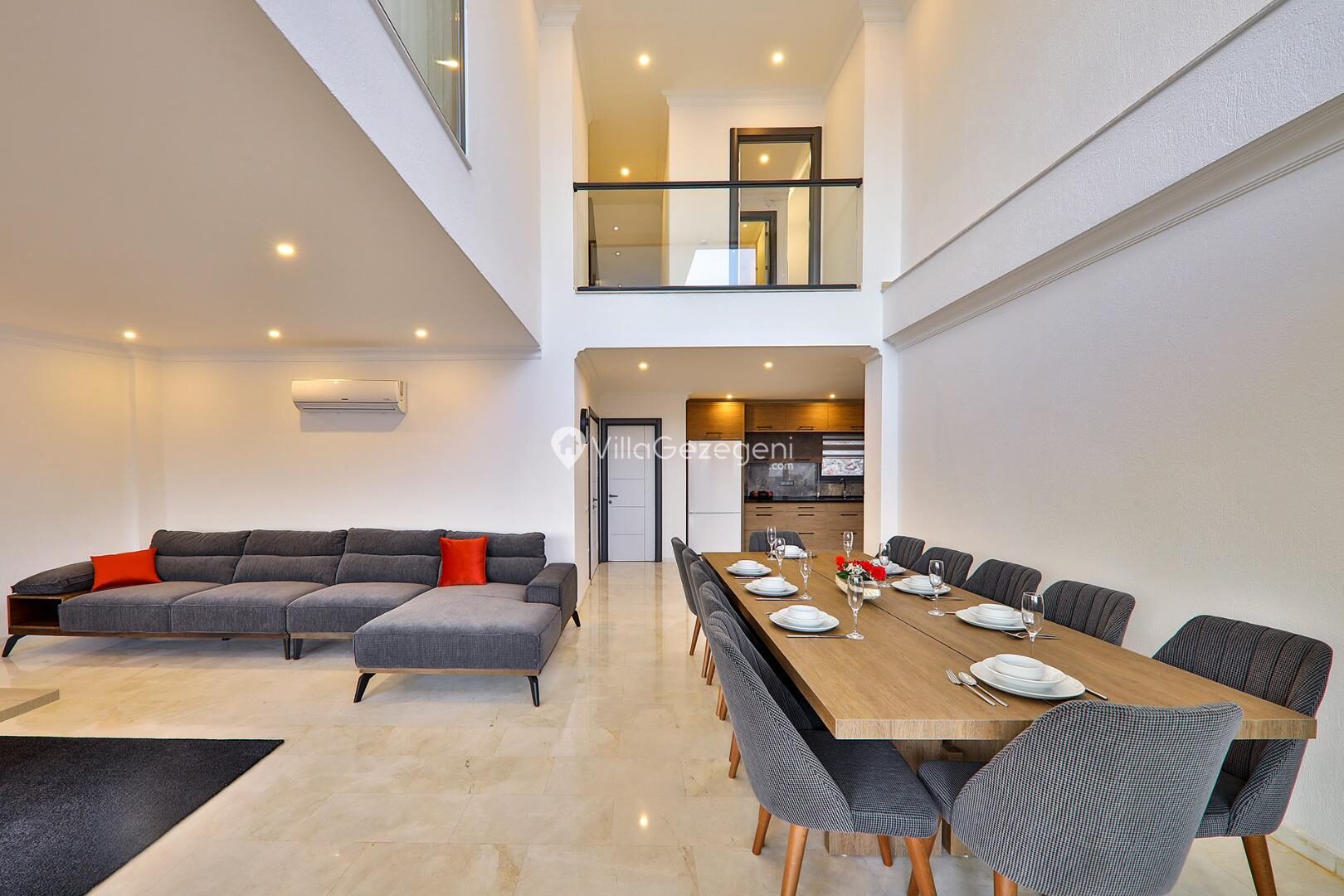 Villa Luxury — 16
