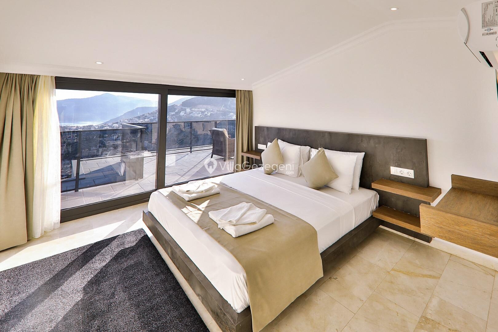 Villa Luxury — 25