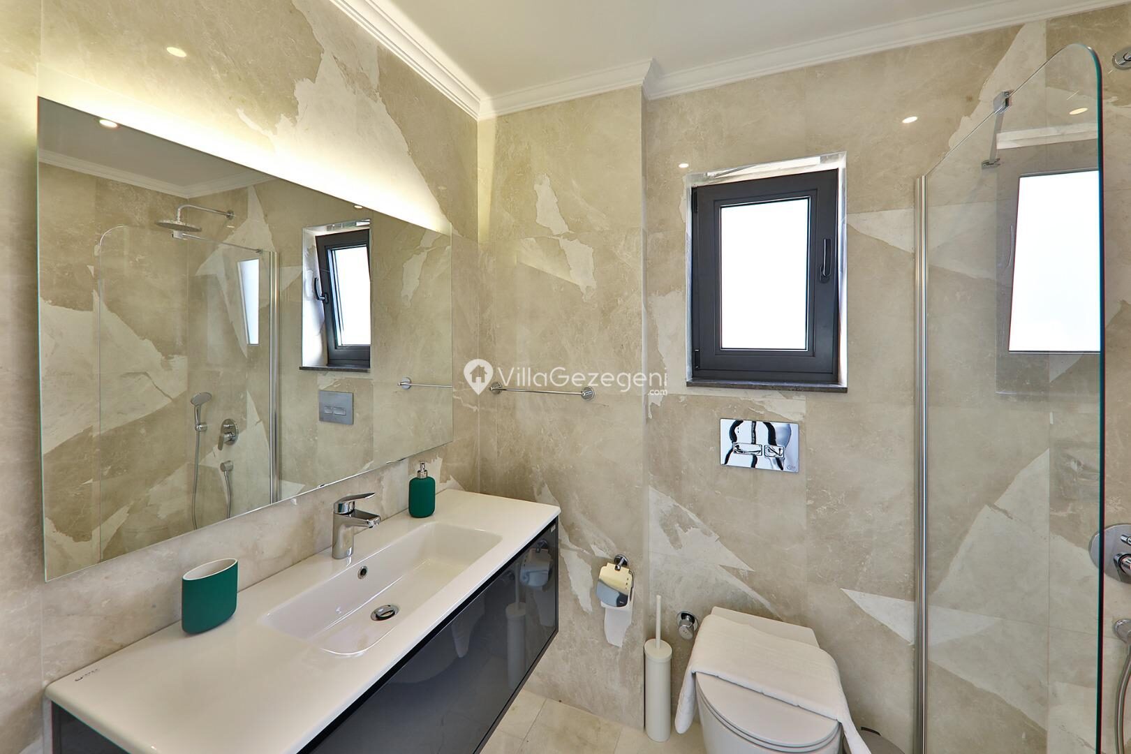 Villa Luxury — 36