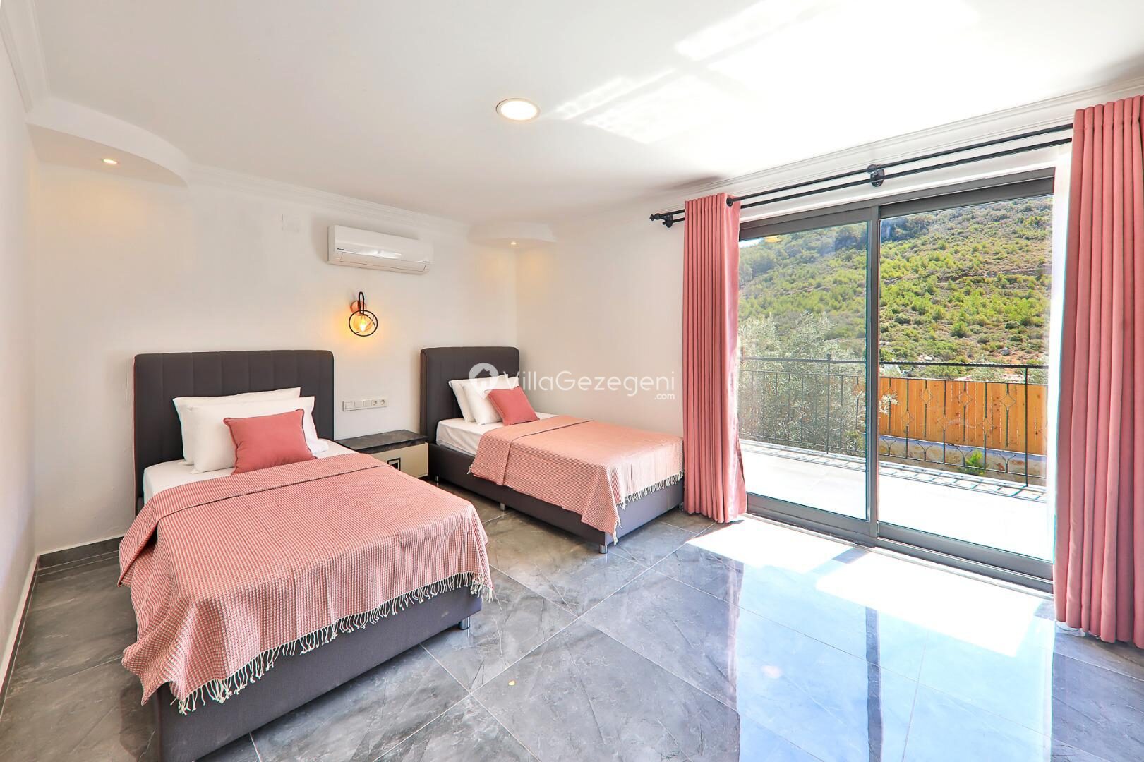 Villa Delfin Green — 43