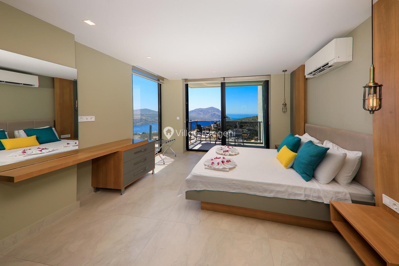Villa Skylight — 41