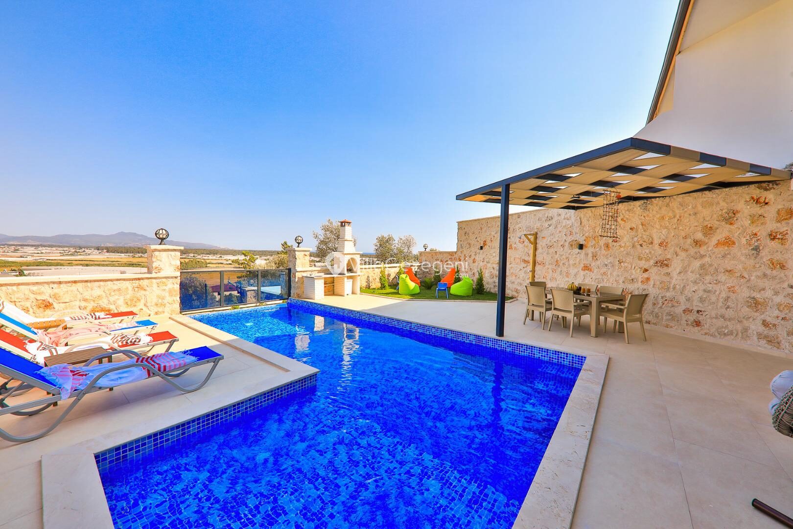 Villa Sandak 1 — 11