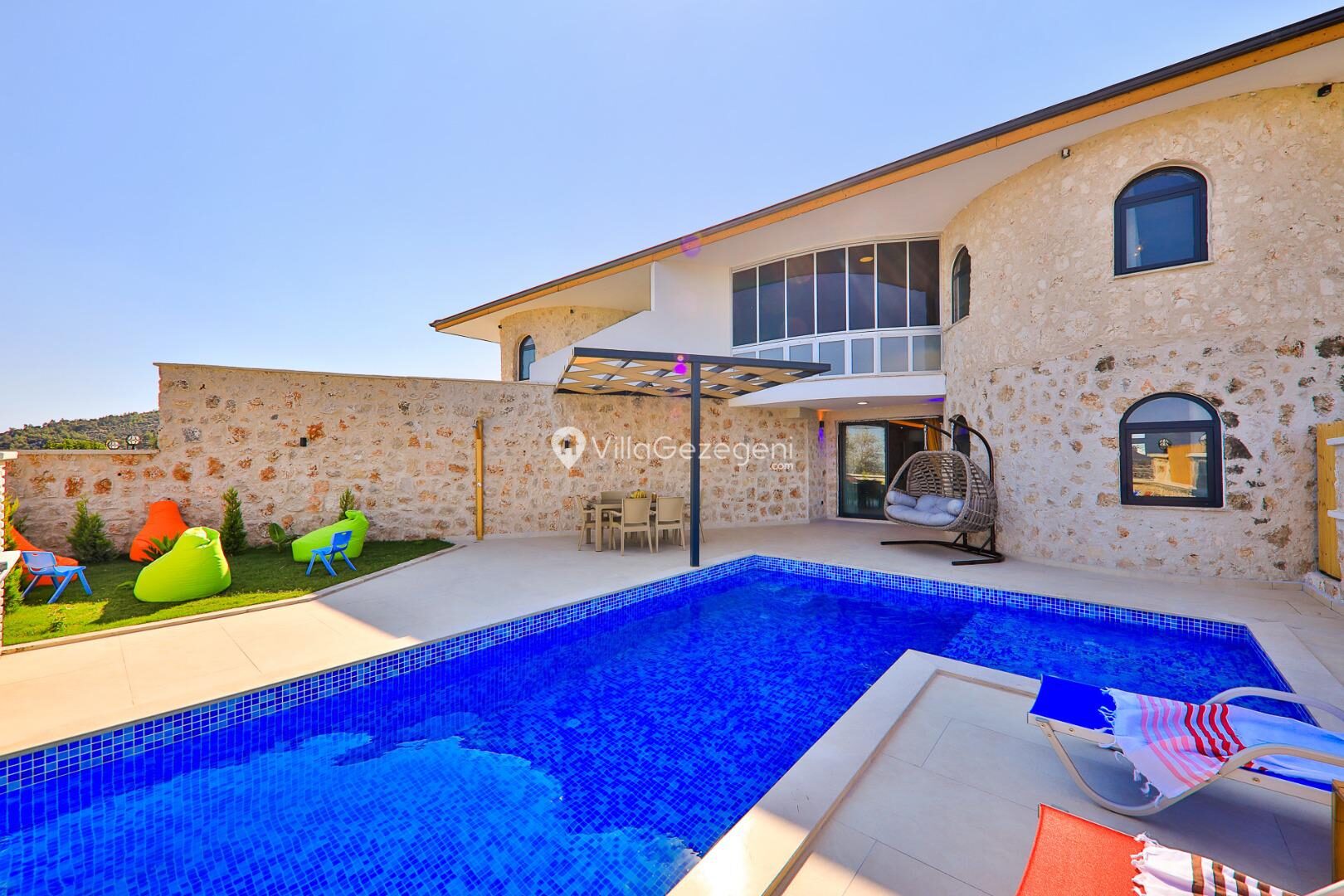 Villa Sandak 1 — 12