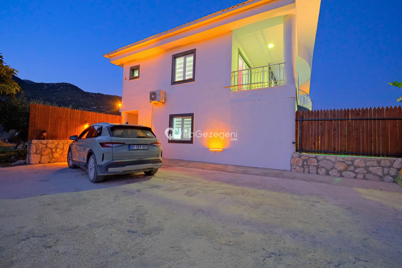 Villa Miranda — 99