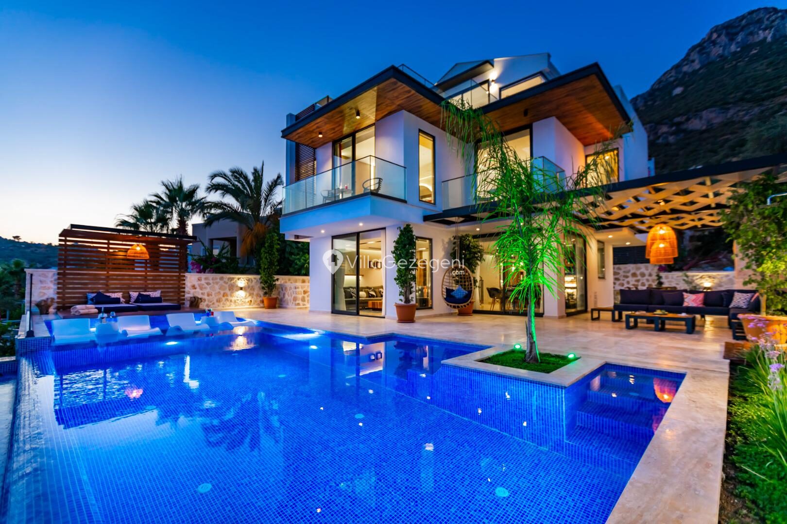 Villa Phi — 1