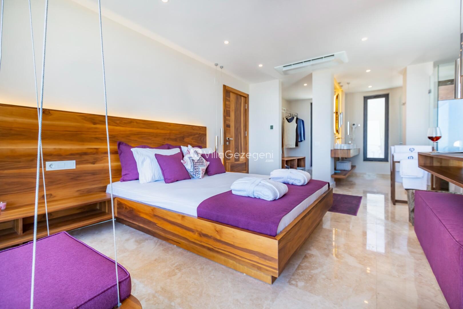 Villa Phi — 36