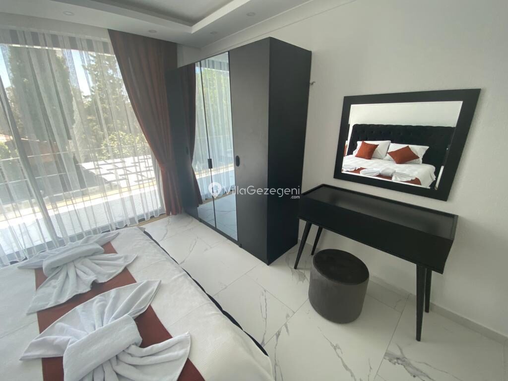 Villa Silver — 23