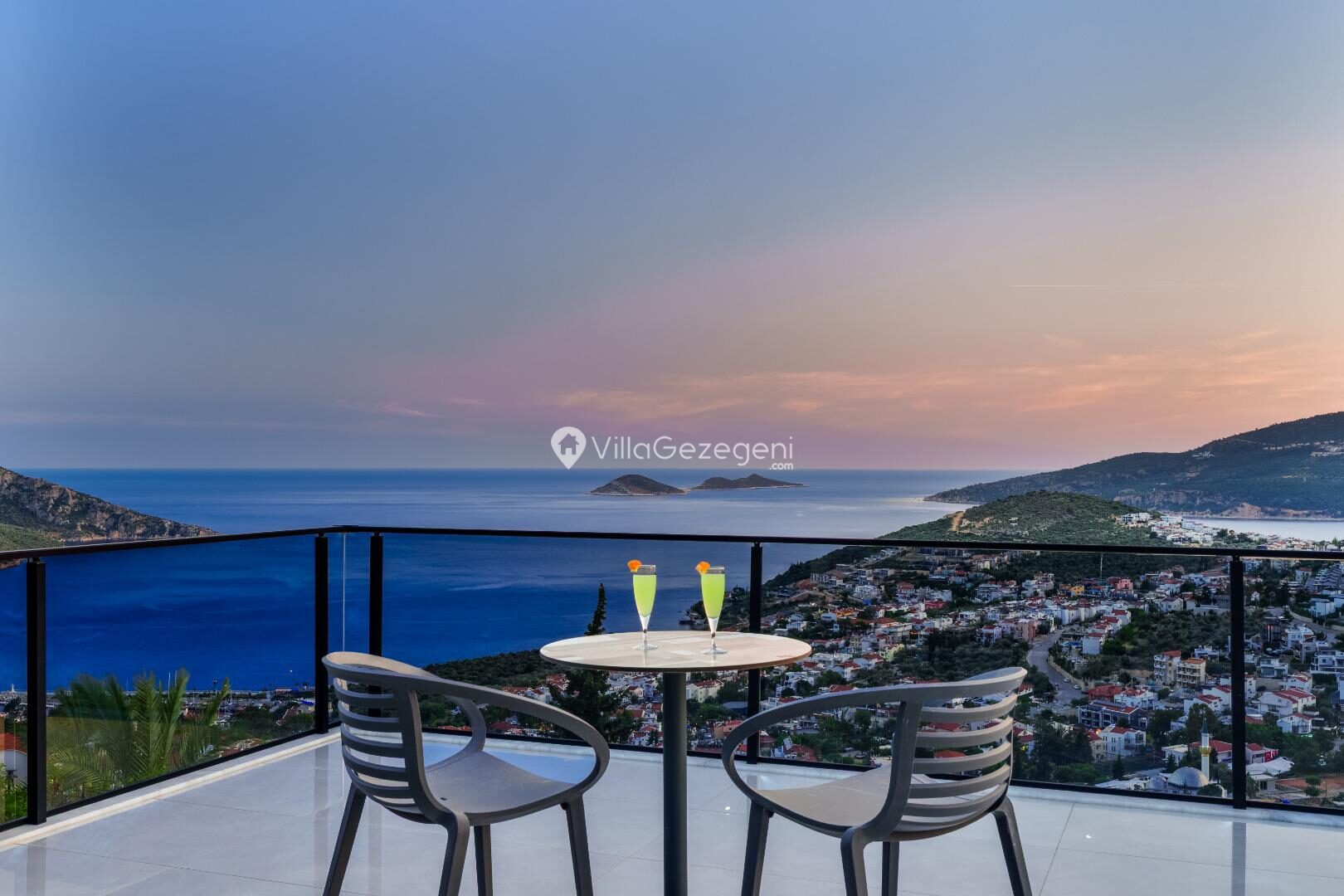 Villa Cassa — 21