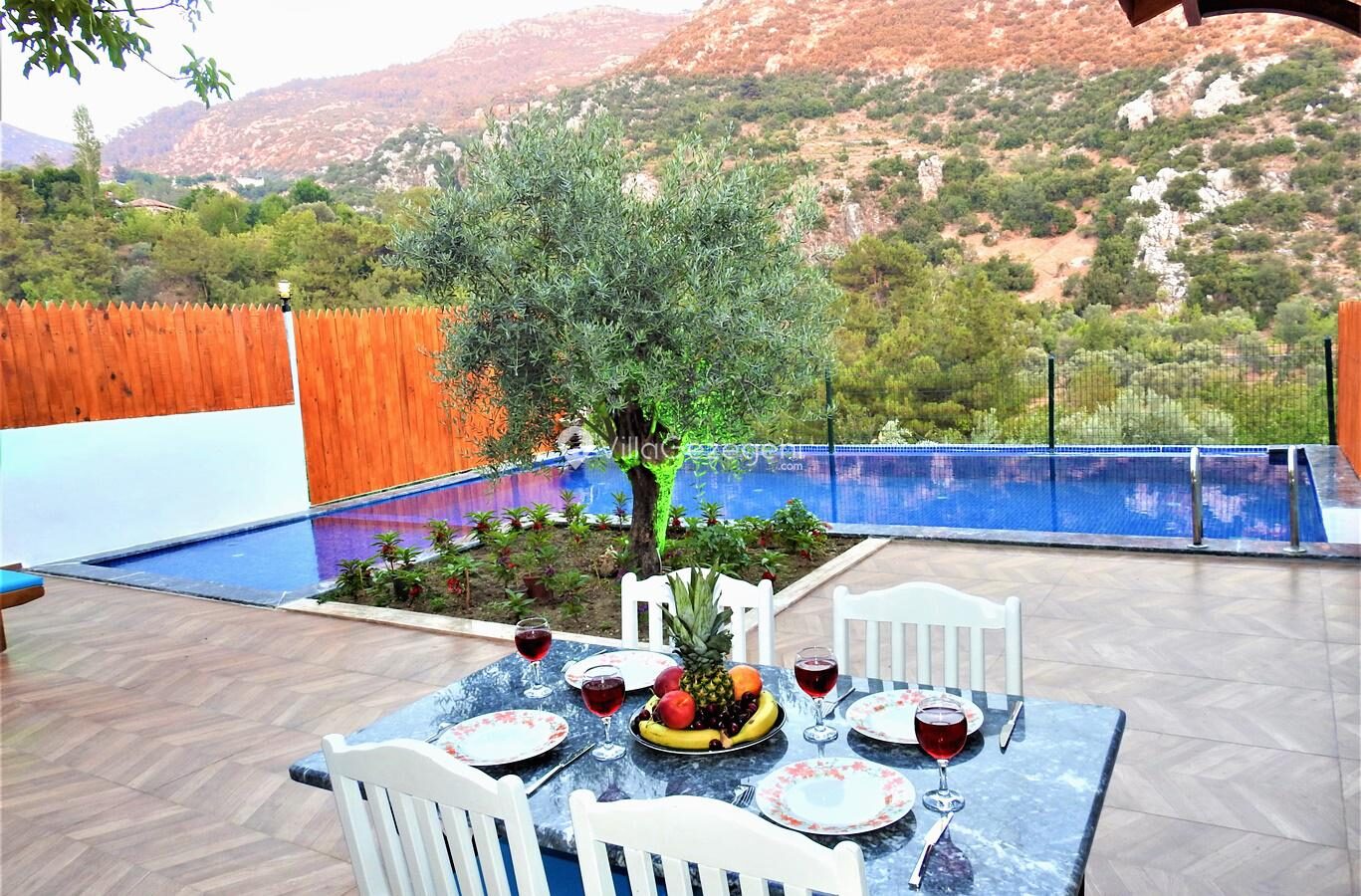Villa Rayna — 41