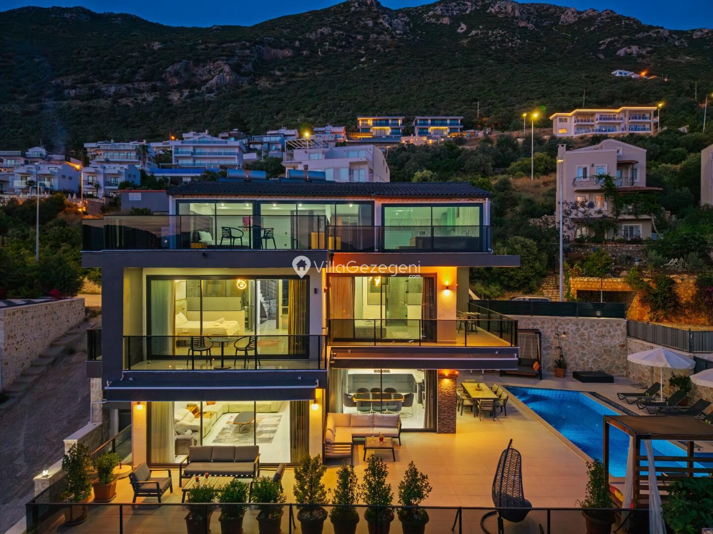Villa Cassa — 85