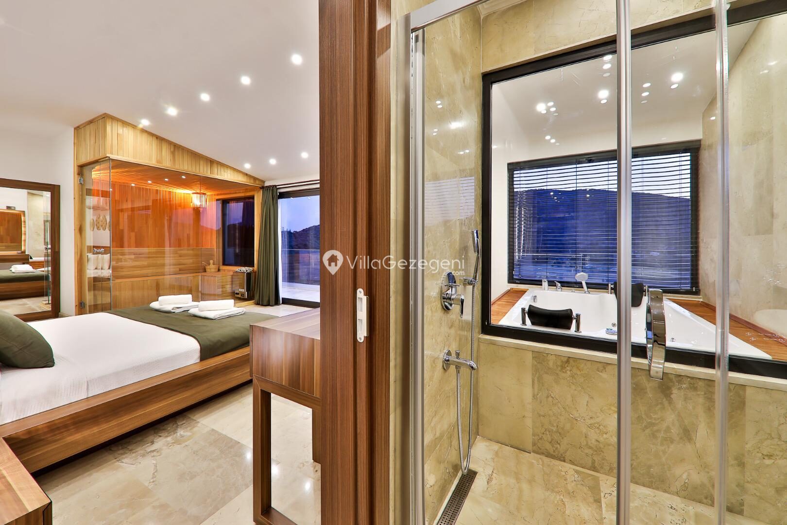 Villa Glorious — 44