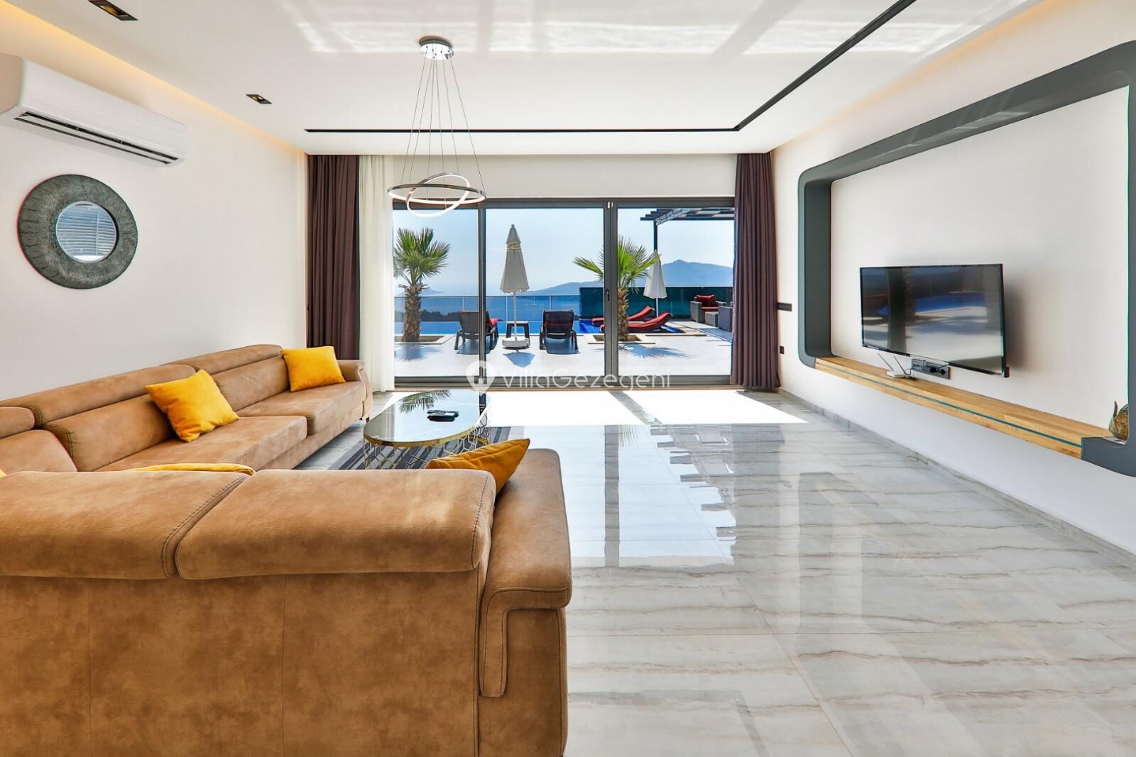 Villa Royal Romeo — 4