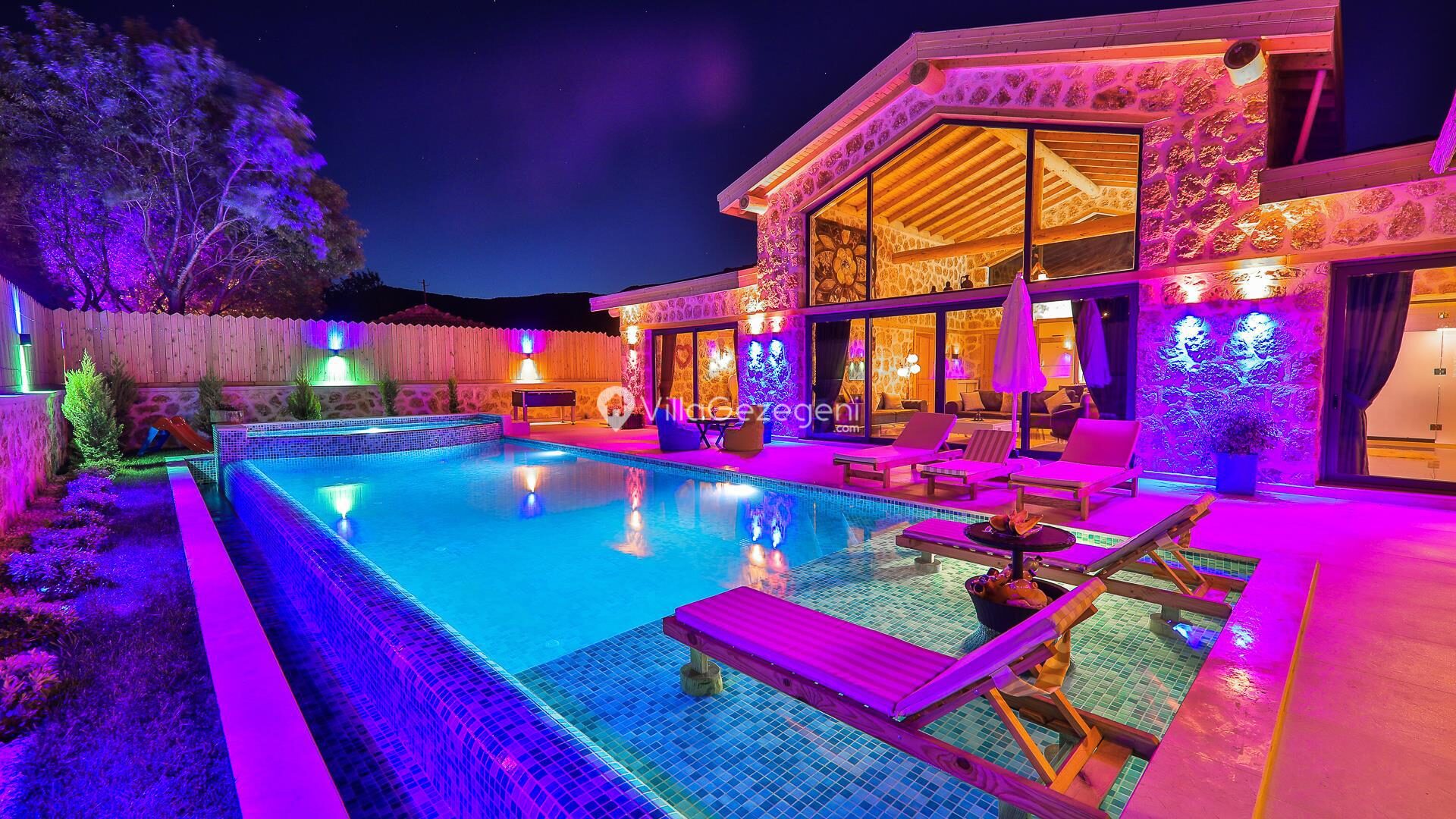 Villa Happiness — 9