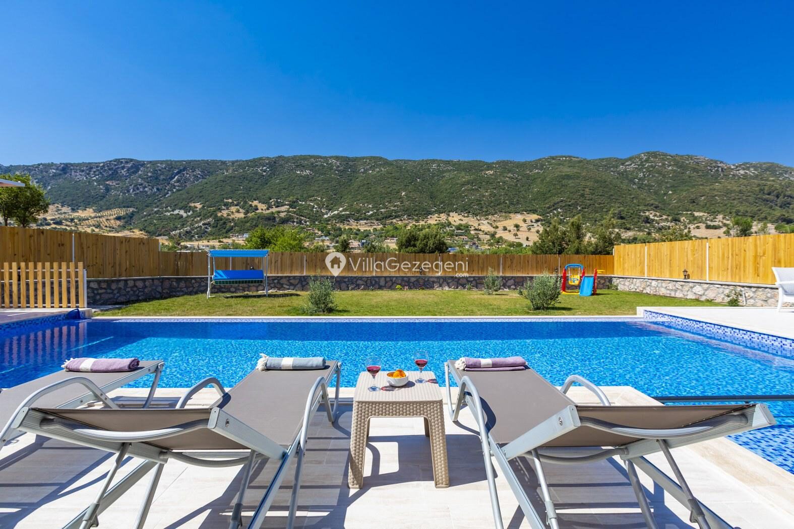 Villa Blue Bird — 12