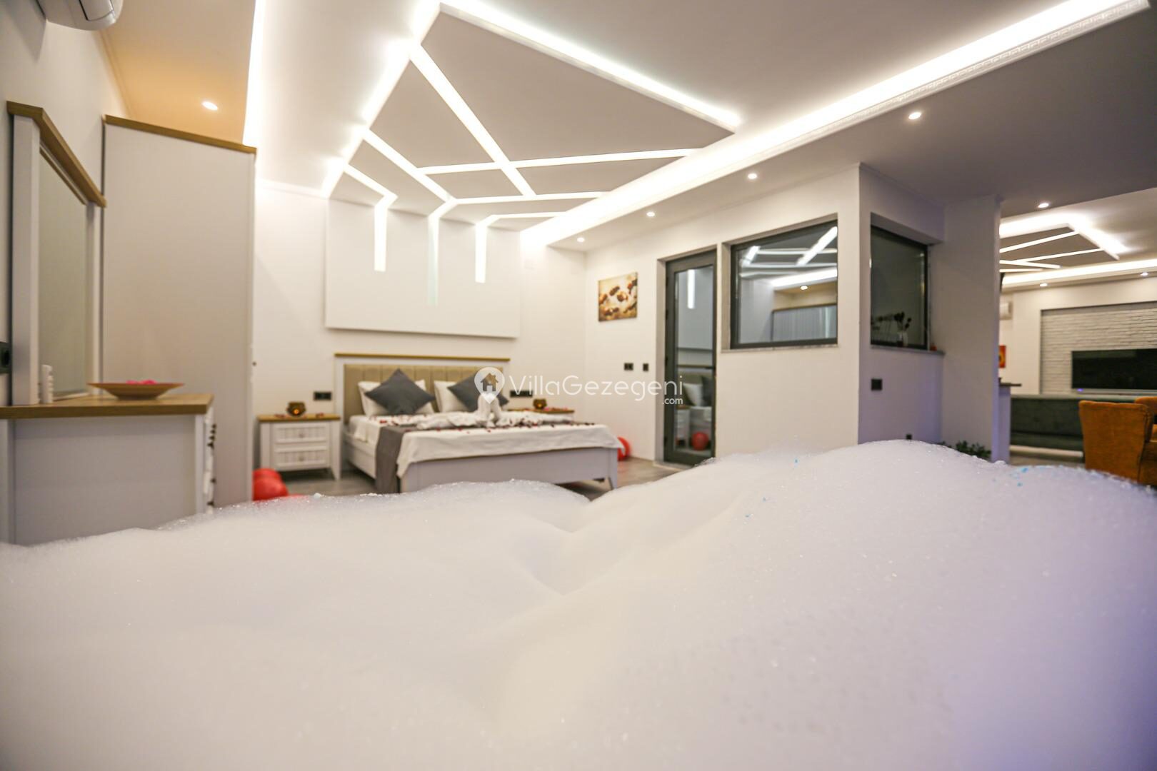 Villa Cazibe — 17