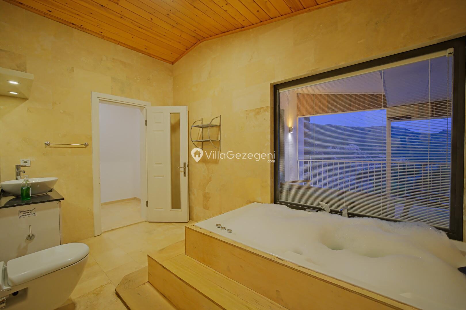 Villa Tepes — 70