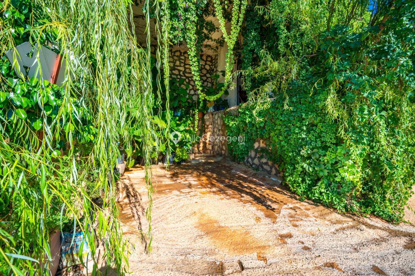 Villa Hyperion — 31