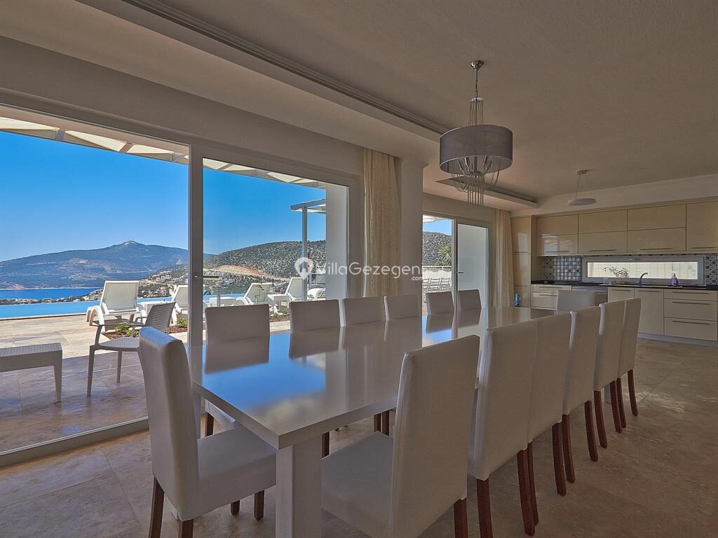 Villa Falcon Exclusive — 4