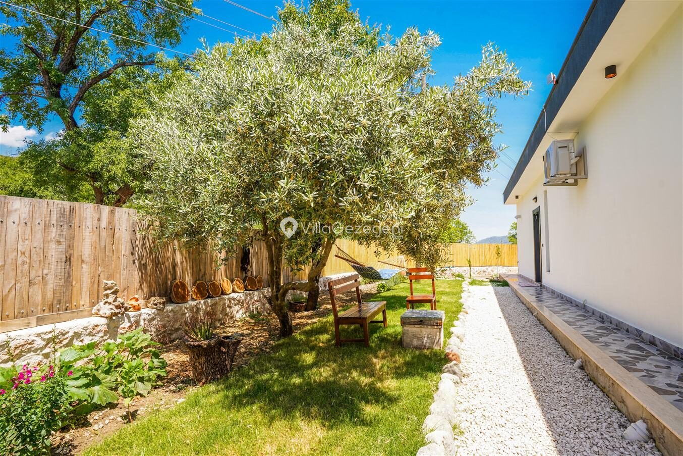 Villa Su Perisi — 67