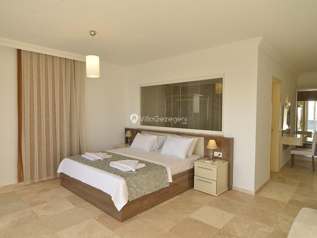 Villa Falcon Exclusive — 16