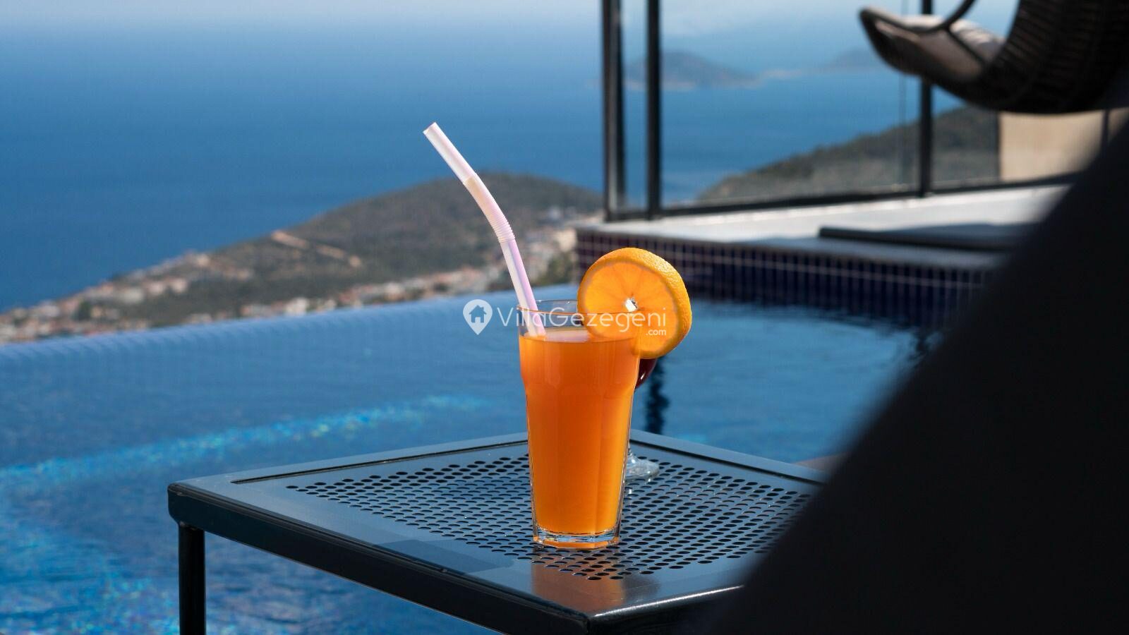Villa Elif Akbel — 16