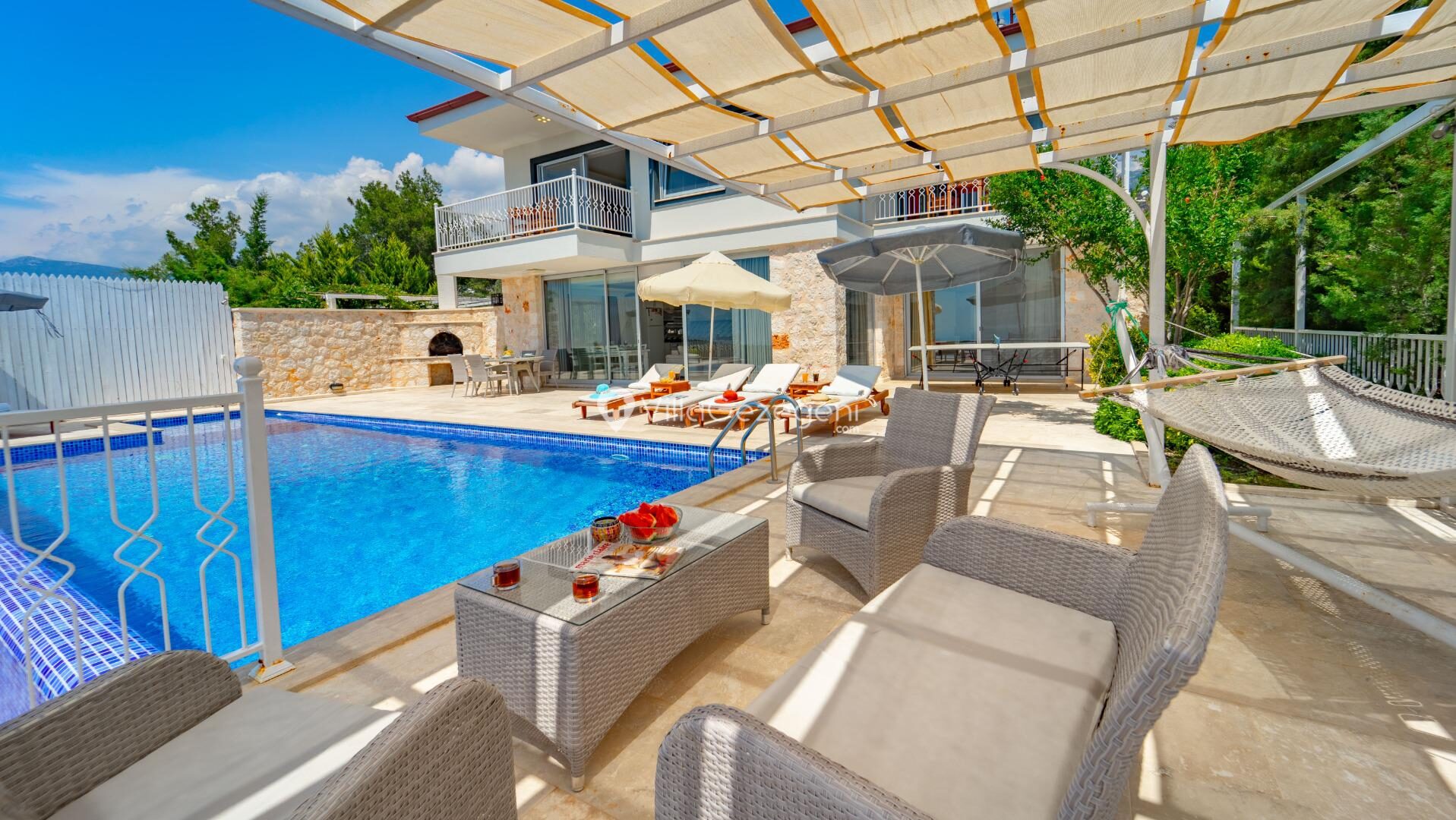 Villa Lina — 8