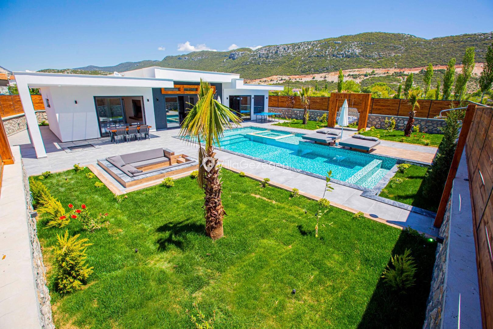 Villa Bahamas – Bezirgan kiralık villa