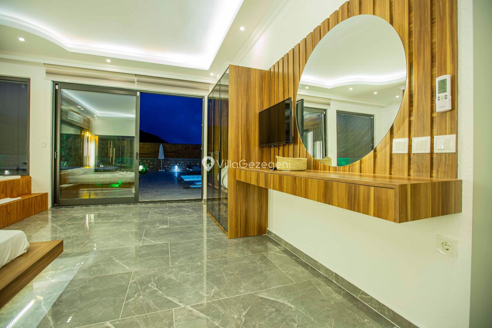 Villa Bahamas – Bezirgan kiralık villa